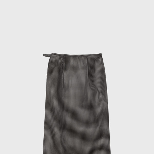 Gingham check wrap skirt (ash brown) : MONOHA