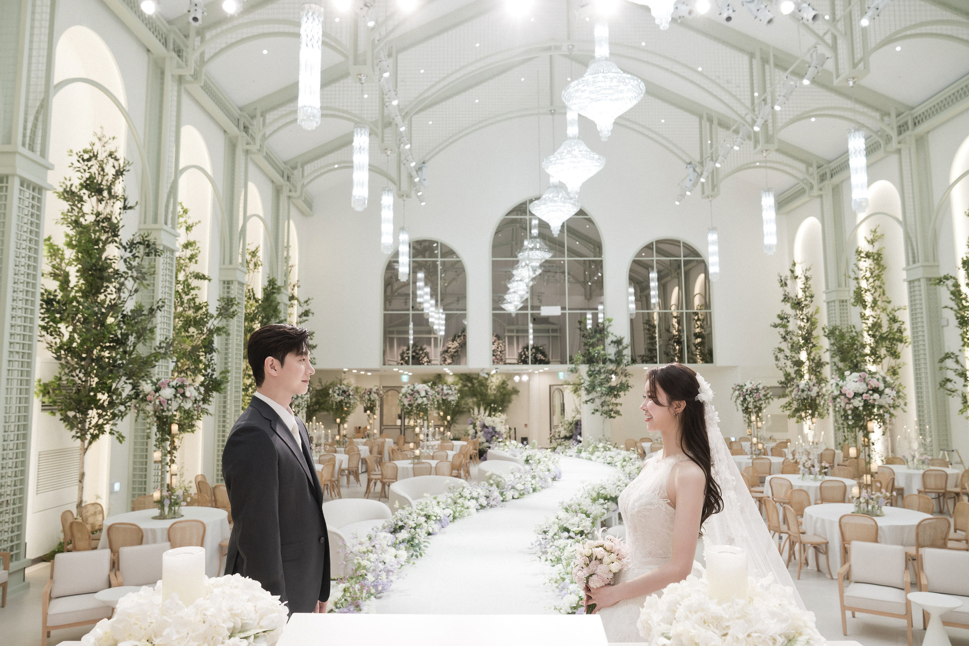 <p style="text-align: center; line-height: 1;"><span style="font-size: 30px; font-family: 'PT Sans', sans-serif; !important;">VENUE</span></p>  <p style="text-align: center; line-height: 1;"><span style="font-size: 50px; font-weight: 500;">트리아농홀 (3F)</span></p>