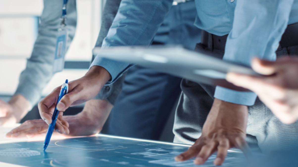 국정원 출신 탐정 그룹이 정밀한 정보분석으로 사건을 조사하는 탐정법인 국양