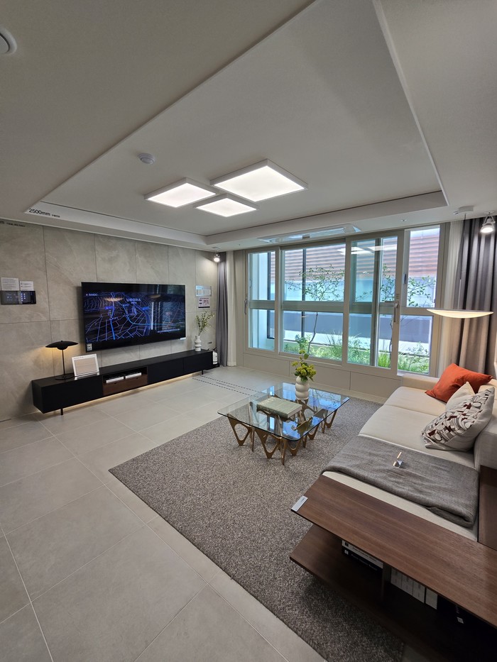 동래반도유보라 84a 타입 거실 이미지 인테리어