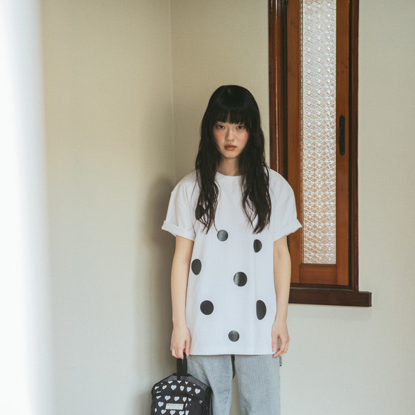 THE MUSEUM VISITOR★韓国★GLOSSY BUBBLE T-SHIRT 半袖T GLOSSY BUBBLE T-SHIRT (WHITE) : THE MUSEUM VISITOR
