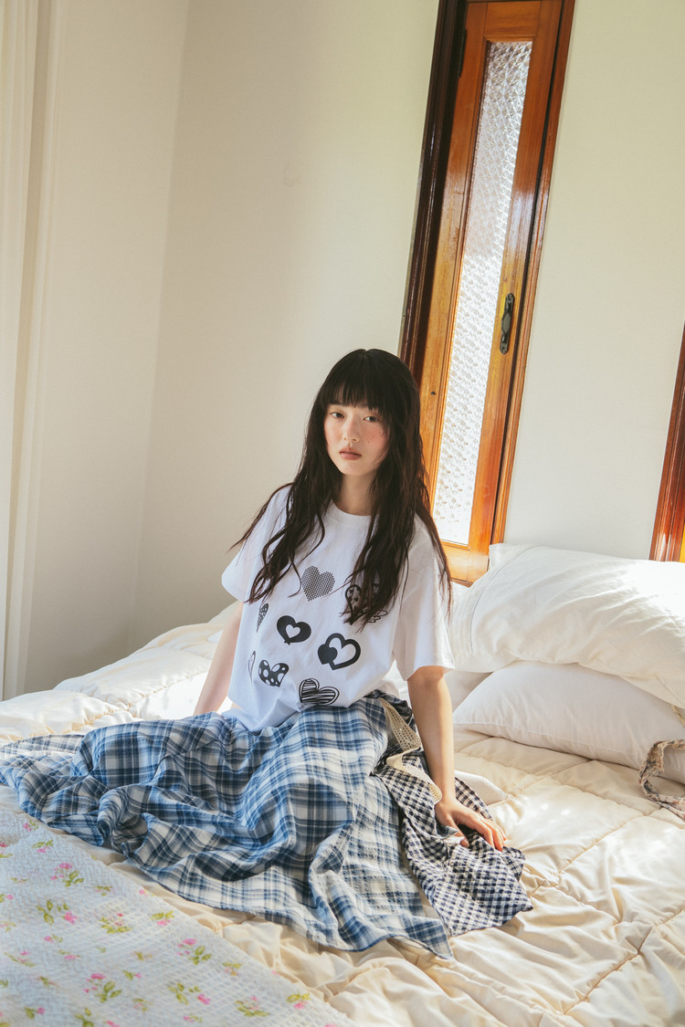 韓国商品/THE MUSEUMVISITOR CHECK BUBBLE WRAP SKIRT CHECK BUBBLE WRAP SKIRT (NAVY) : THE MUSEUM VISITOR