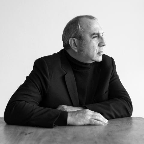 <br><span style="font-family:'roboto'!important;font-size:24pt;color:#fff;">STEFANO GIOVANNONI</span>