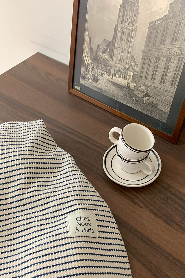 <div class="catebox"><span>Fabric</span></div>