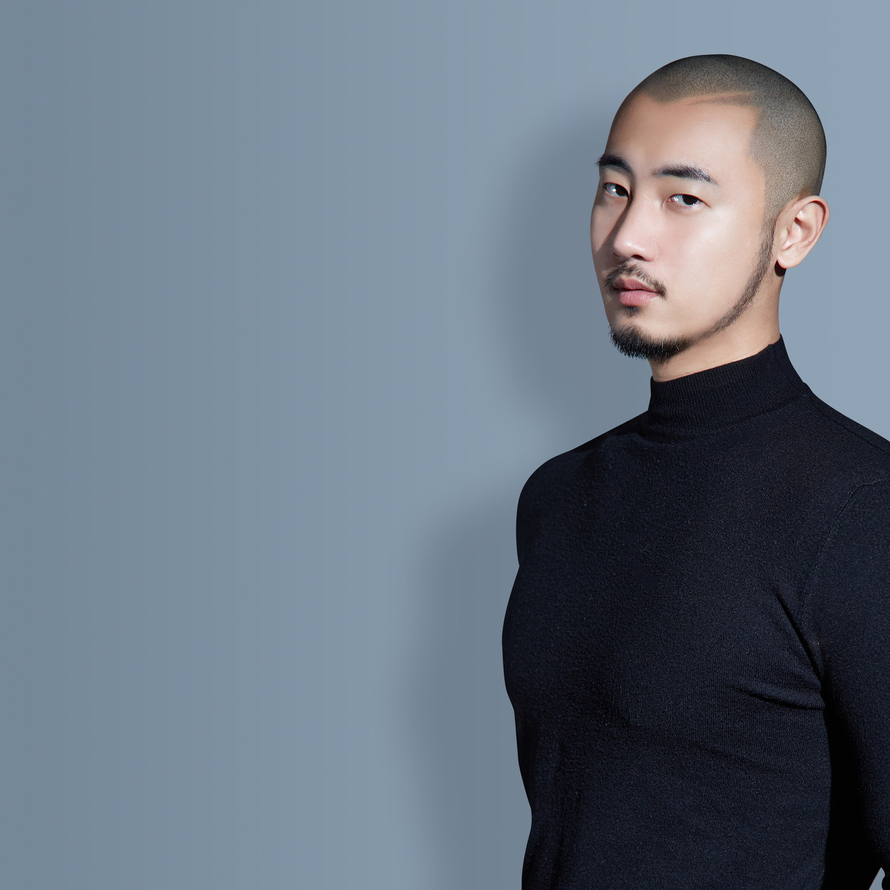 울산 직영점<br>Scalp Designer<br>HADI 원장<br><br>그레이시티 울산 직영점 원장(현)<br> 그레이시티 울산 직영점 아카데미 교육 강사(현)<br> 그레이시티 부산 직영점 부원장(역임)<br> 그레이시티 부산 직영점 시술원장(현)<br> 그레이시티 부산 직영점 아카데미 교육 강사(현)<br> 그레이시티 본사 마스터 과정 수료<br> IPSN SMP 국제대회 심사위원장<br> Top Tier Olympic 국가대표<br> Top Tier Olympic 최우수상<br> K-ART SMP MASTER 수료<br> GRAYCITY bald head Design/Scalp Micro Pigmentation 자격 수료<br> SISA국제미용연합회 정회원<br> 대한문신사중앙회(KTF) 정회원<br> 대한두피문신전문가협회 정회원<br>