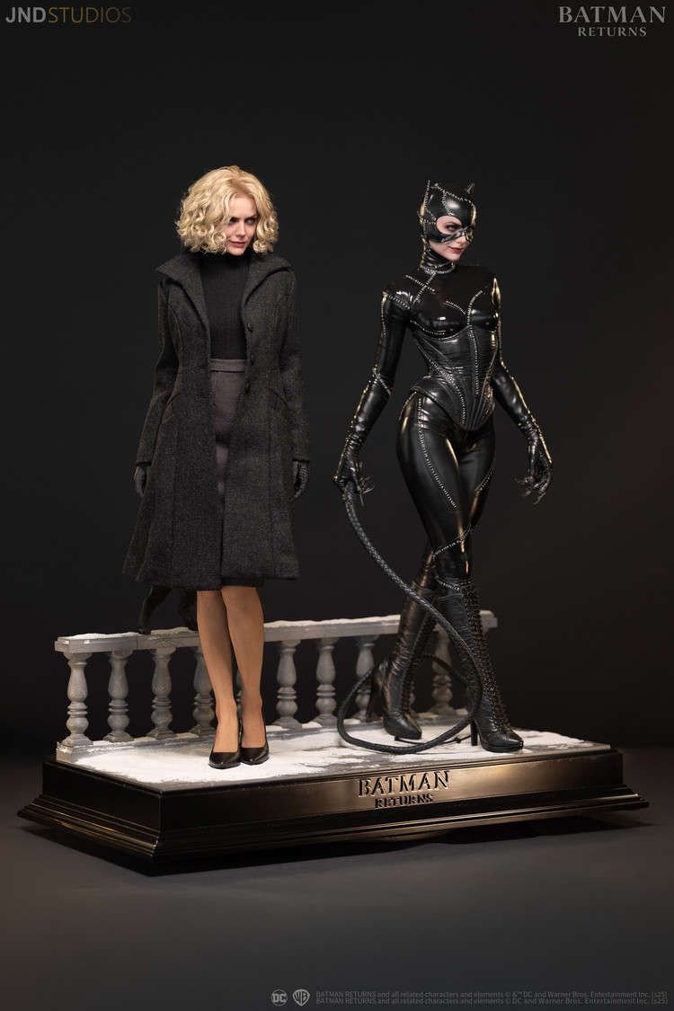 JND Studios Batman Returns Catwoman 1/3 Scale Statue Dual