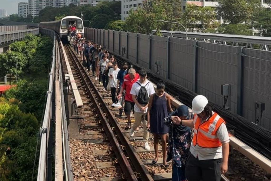 SMRT, 대규모 MRT 운행 중단으로 300만 싱가포르 달러 벌금 부과 : 싱가포르뉴스케이 ; Singapore NewsK