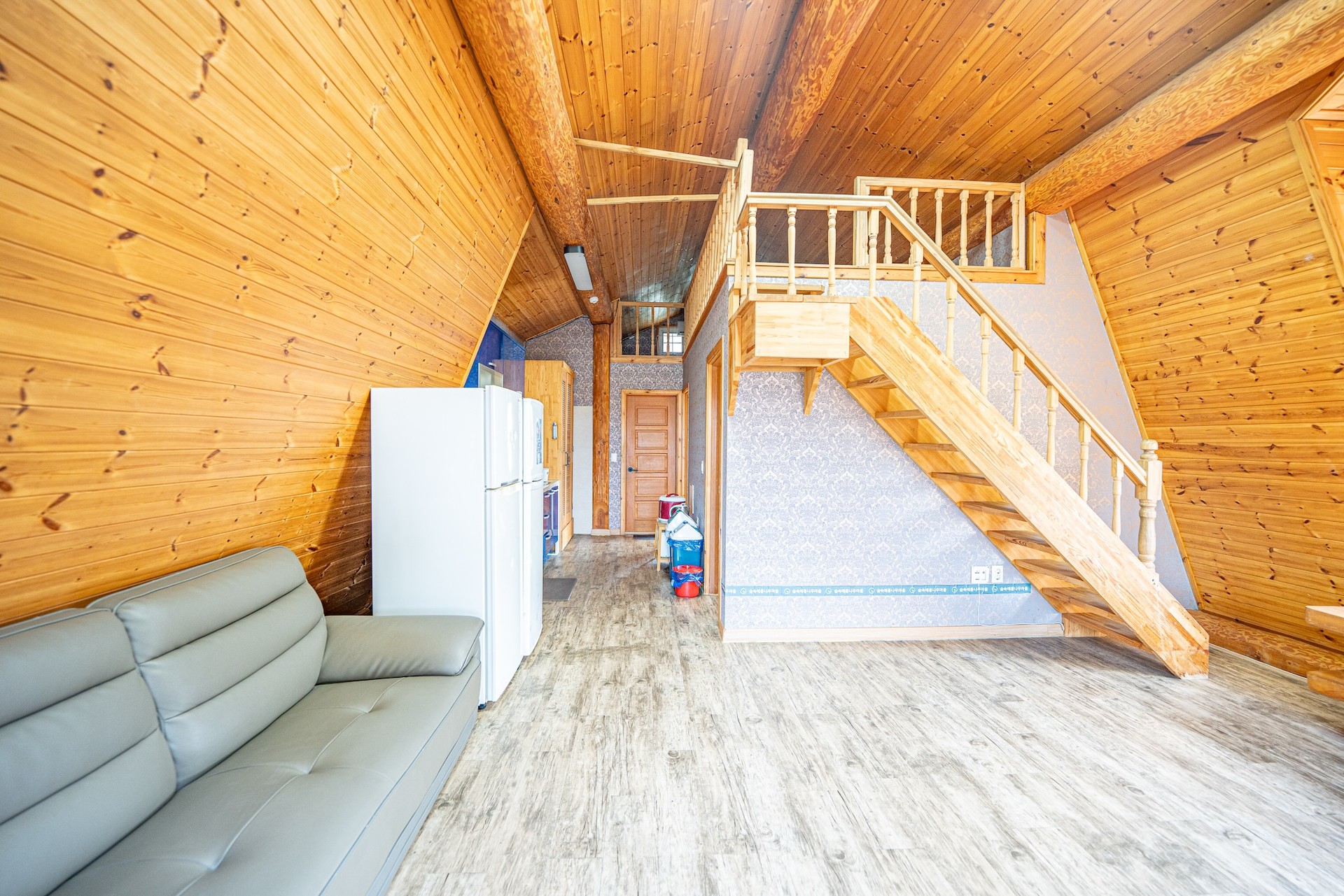 (복층)침실3/침대2/거실1/욕실1<br>기준12인(최대13인)