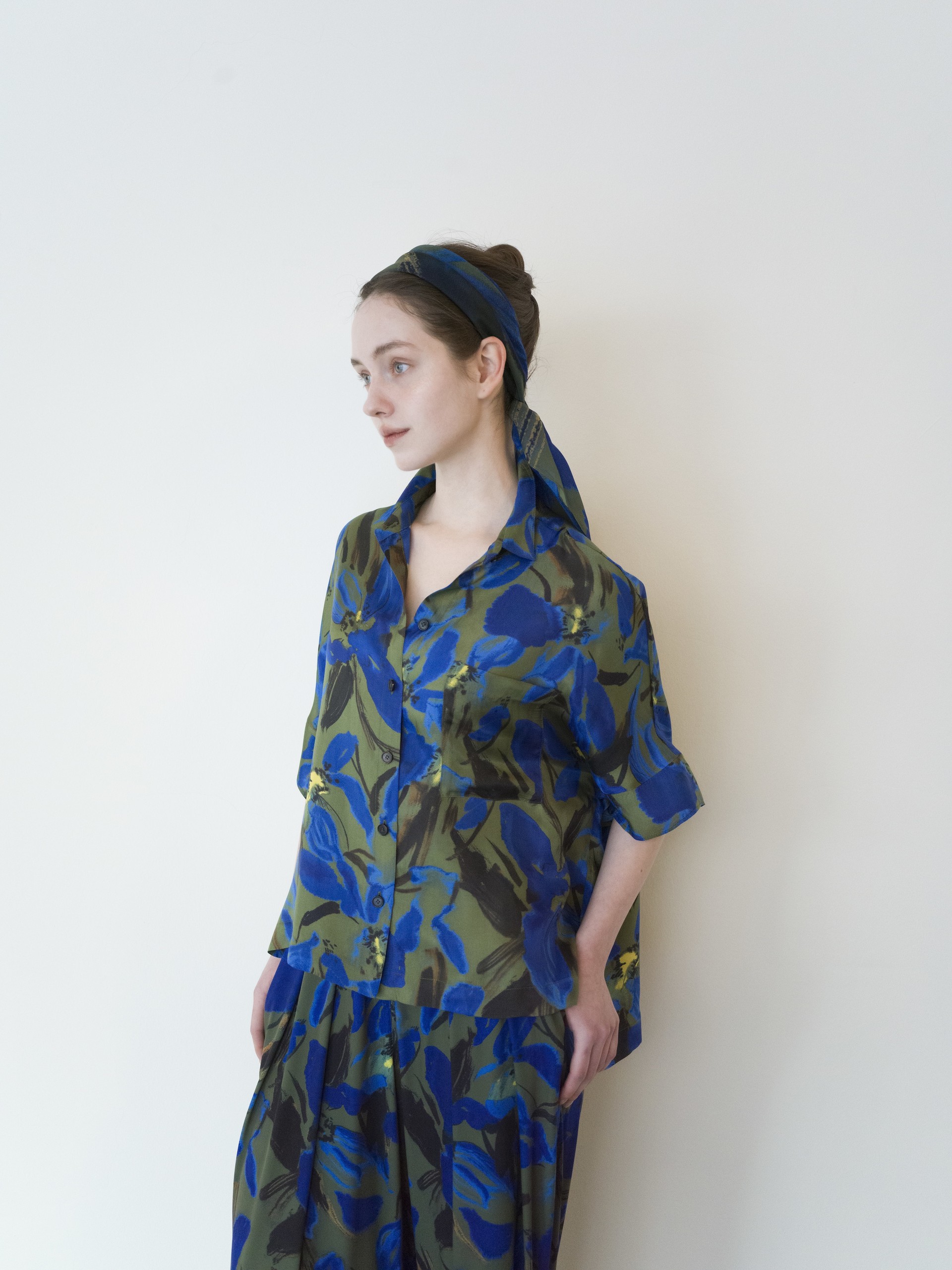 <P><span style="font-size: 20px; color:#FFF;">2025 SPRING SUMMER</span><h6 style="line-height:0.7;"> <span style="font-size: 40px; color:#FFF;">DO THE BEAUTIFUL</span></h6> <P> <span style="font-size: 16px; color:#FFF; text-decoration: underline; ">click to view</span>