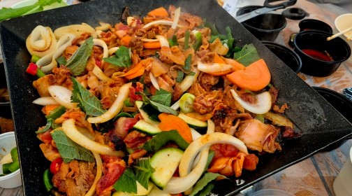 <p style="text-align: left;"><span style="font-size: 18px; font-weight: 600;">철판제육 150g</span><br><span style="color: rgb(23, 71, 53);"><strong>15,000</strong></span></p>