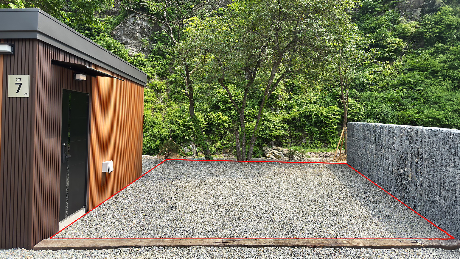 가평 캠핑장 스테이지 캠핑앤풀빌라의 사이트7을 소개합니다.