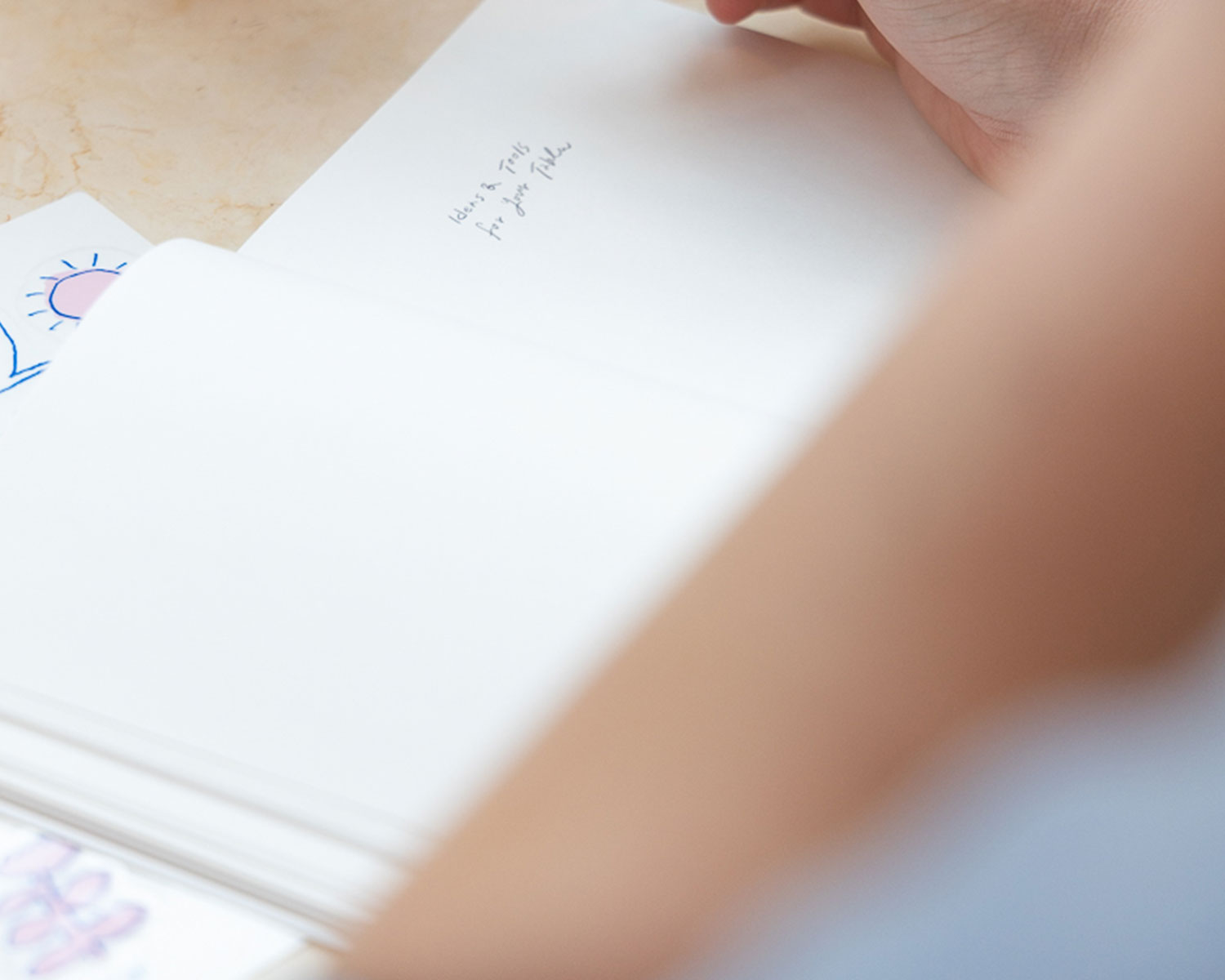 IDEAS AND TOOLS FOR YOUR OWN TABLE