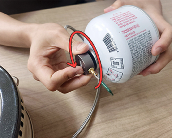 이소가스 결합 밸브