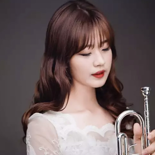 <strong>트럼펫 신지혜</strong>
