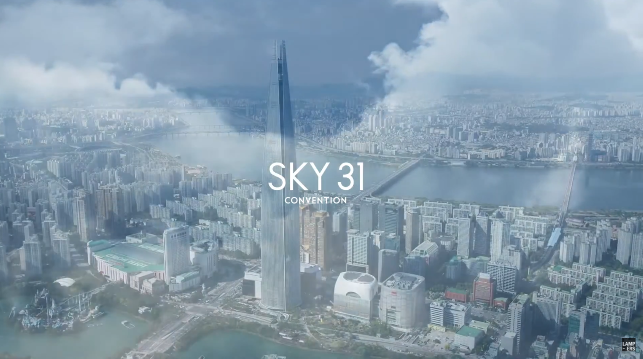<span style="font-weight: bolder; letter-spacing: 0.5px; color: white; text-shadow: 0.7px 0.7px rgba(0, 0, 0, 0.1"> SKY 31 </span>
