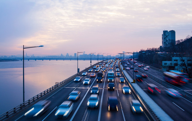 <div class="text-m"><h6><strong>운송진행상황<br>실시간 공유 및 관리</strong></h6></div>