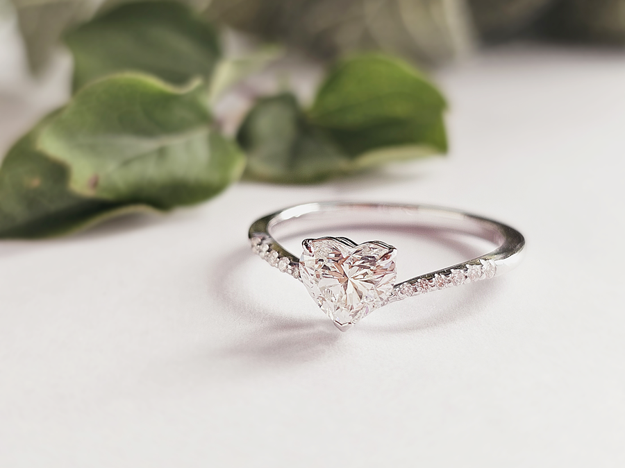 로이나 하트컷 다이아몬드 반지