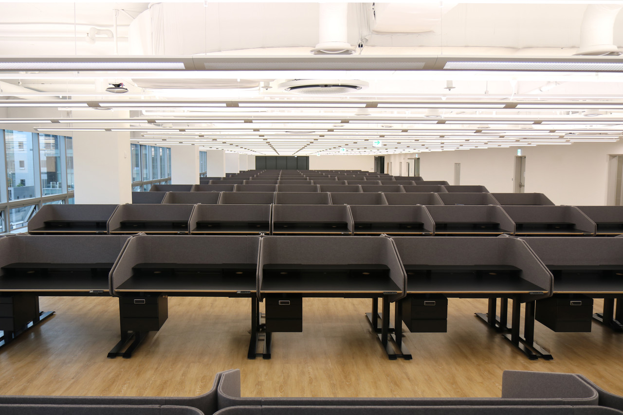 <h2 style="margin-left:20px;">Office</h2>