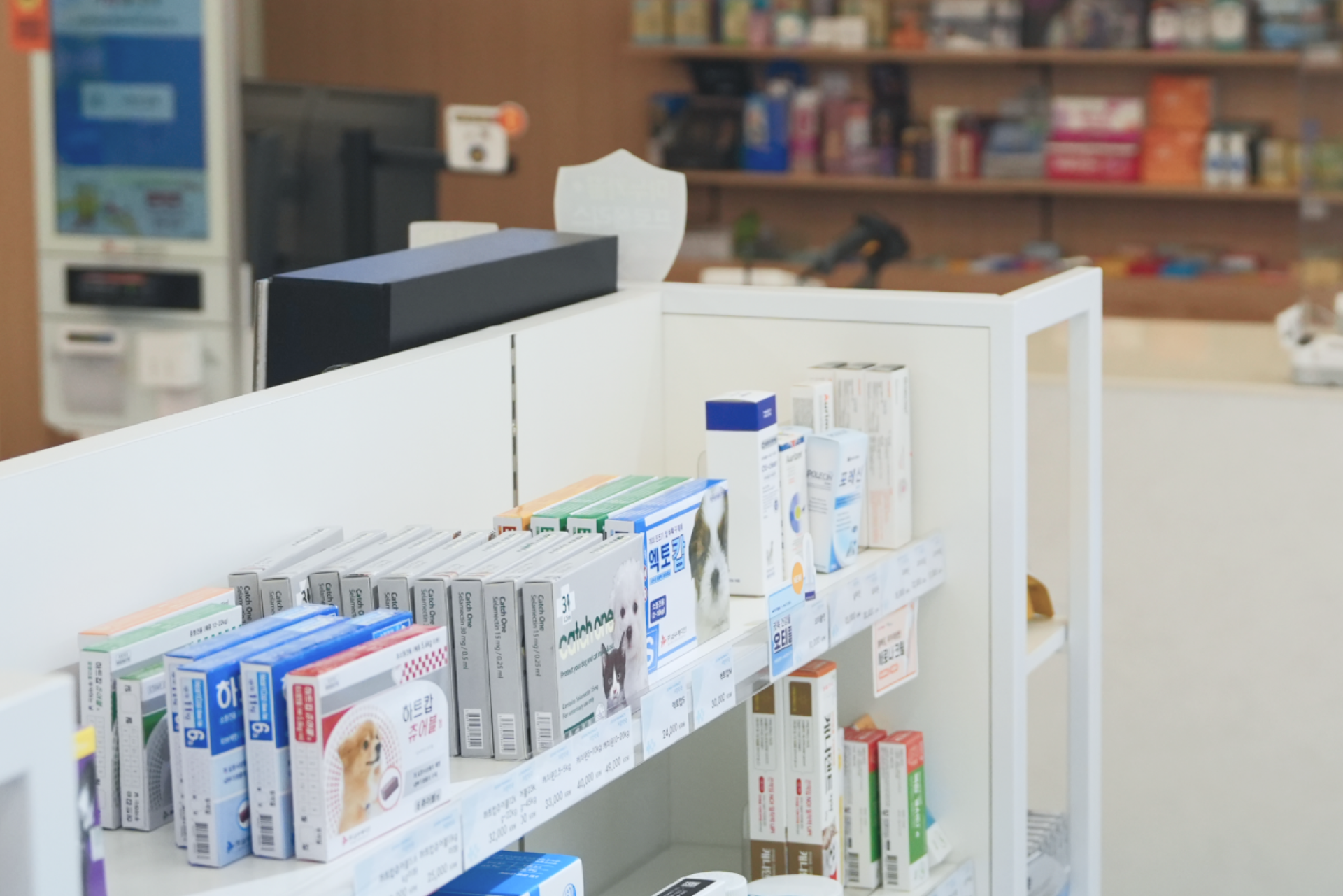 <p><span style="font-size: 14px;"><strong><span style="color: rgb(255, 255, 255);">Pharmacy Management Platform</span></strong></span></p> <p>   <span style="font-size: 20px; text-shadow: 0px 0px 10px rgba(0,0,0,0.07);">     <strong>약국운영플랫폼</strong>   </span> </p> <style>   #text_w2025022600e2f1d072b35 {     box-shadow: 0px 0px 20px 20px rgba(100, 100, 100, 0.5);   } </style>