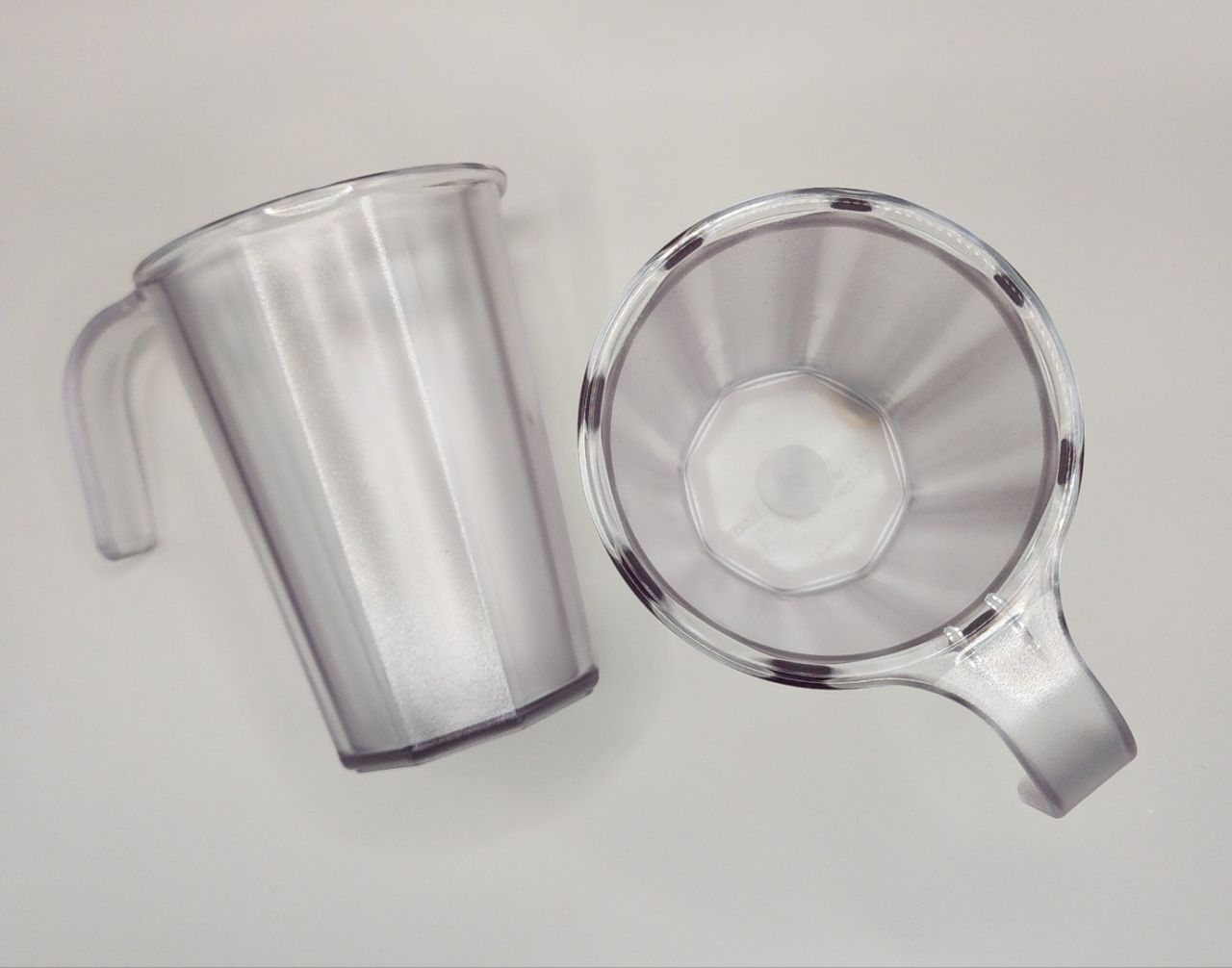 <strong>핸드그립 머그컵 에코젠</strong><br/>에메랄드 스타일 머그컵<br/>에코젠 머그리드(머그컵 덮개)<br/>제조국: 대한민국