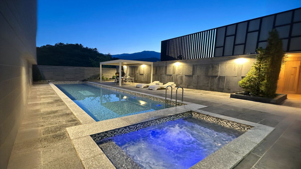 빌라퍼즈 최대 18m 풀장