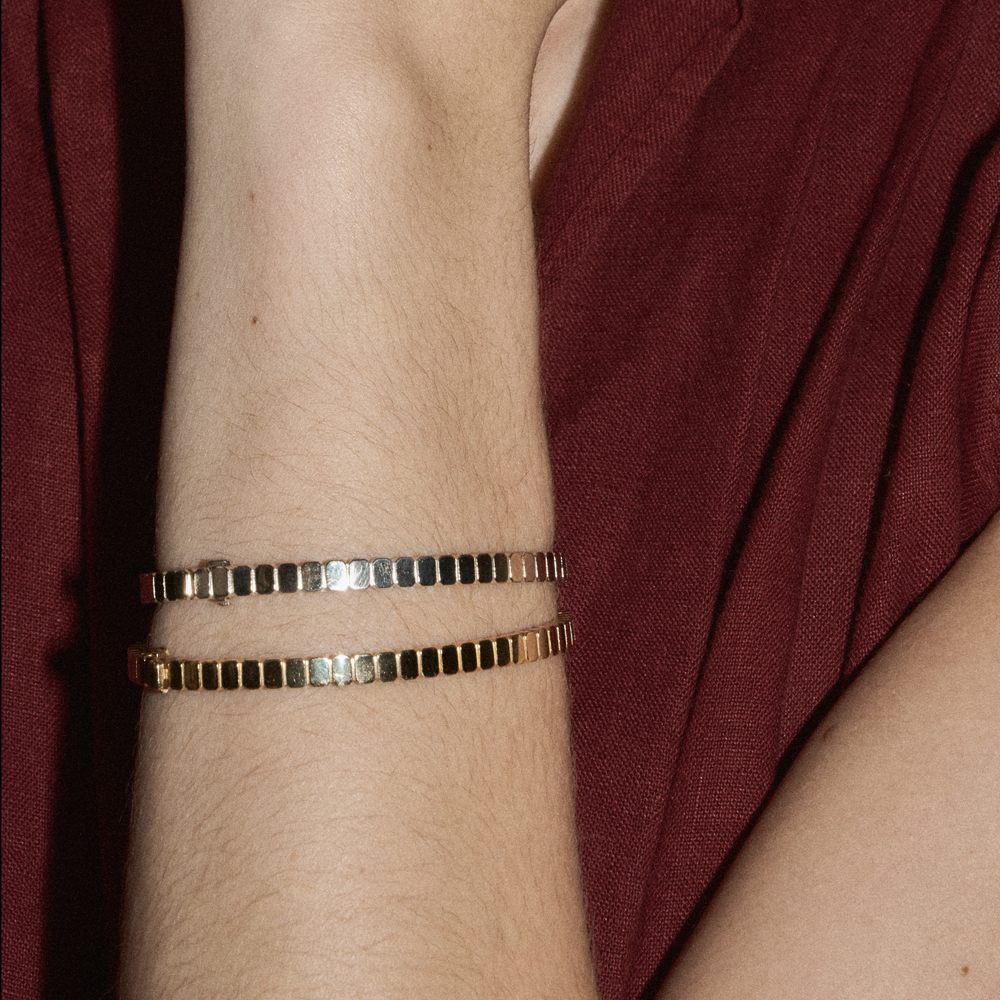 <p style="margin-left:10px;"></p><h5 style="margin-left:10px">Bracelets</h5>