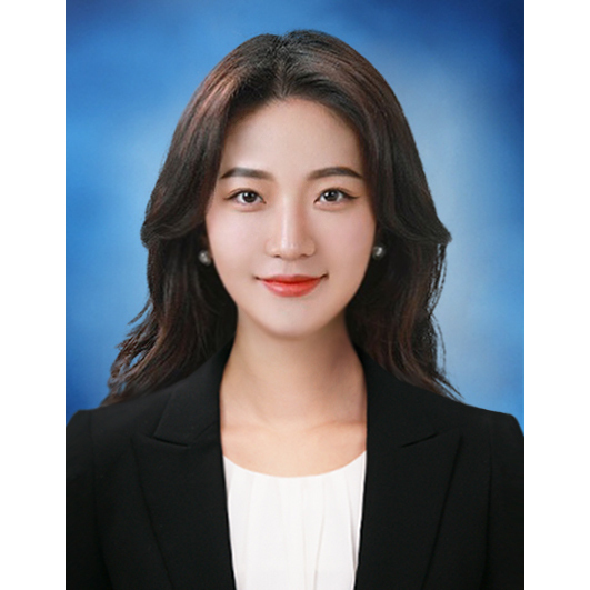 <strong>정장 + 배경 합성</strong>