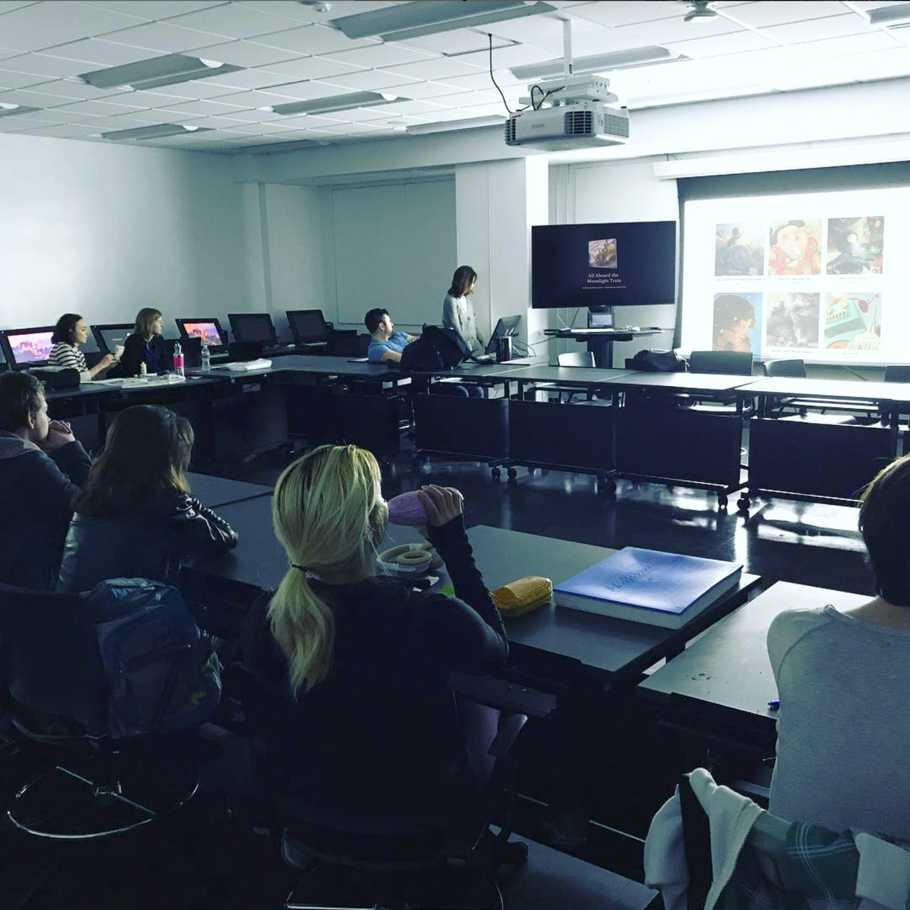 <strong>Teaching</strong><span style="font-size: 16px;"><br><br>Adjunct Professor NYC,<br> Art Teaching Online</span>