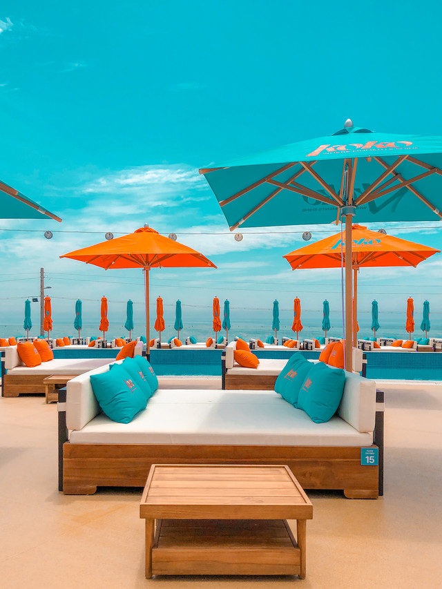 DAY BED