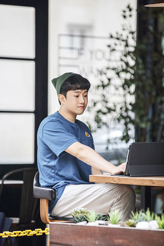 개인 & 소장<br>+