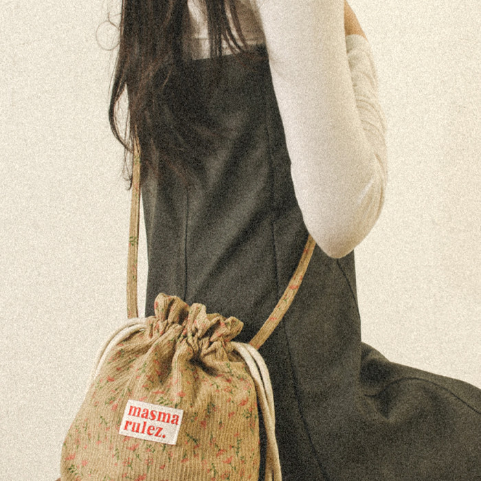 String cross bag _ Glittery pink : Masmarulez [마스마룰즈]