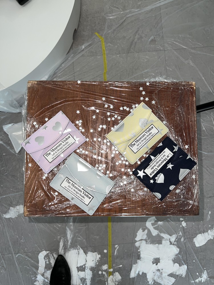 韓国商品/THE MUSEUMVISITOR HEART STAR CRACK CARD WALLET HEART STAR CRACK CARD WALLET (YELLOW) - 감도 깊은 취향