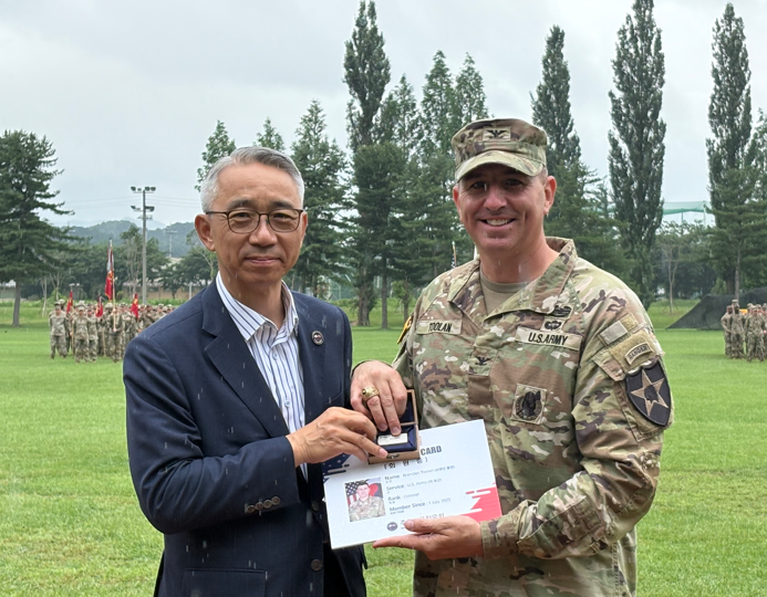 주한미군전우회 회장, 美 210 포병여단장 이취임식 참석 (7.1, )