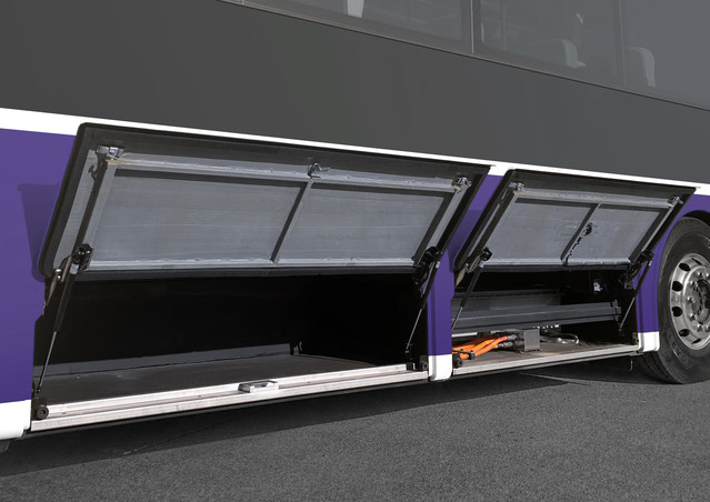 사이드 정비도어(우)