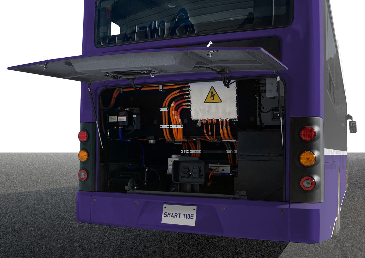 엔진 룸 정비 도어