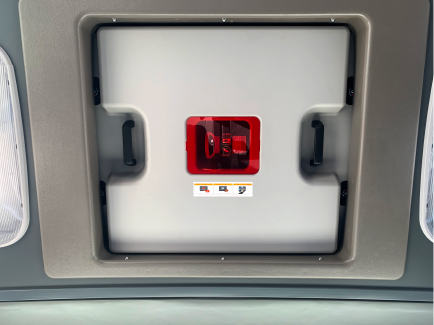 상면 비상 탈출구