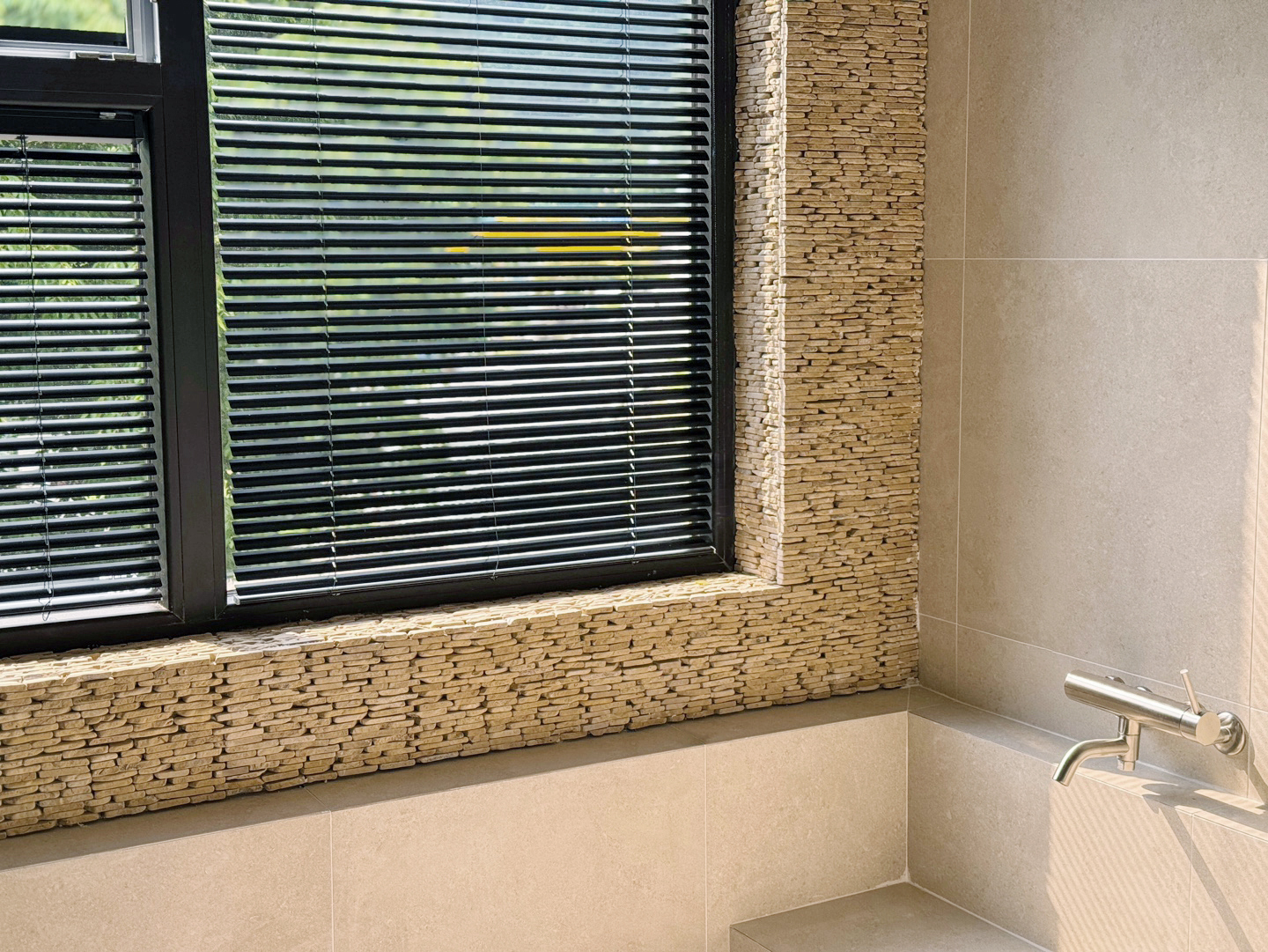 스테이지 캠핑앤 풀빌라의 조적욕조를 소개합니다.