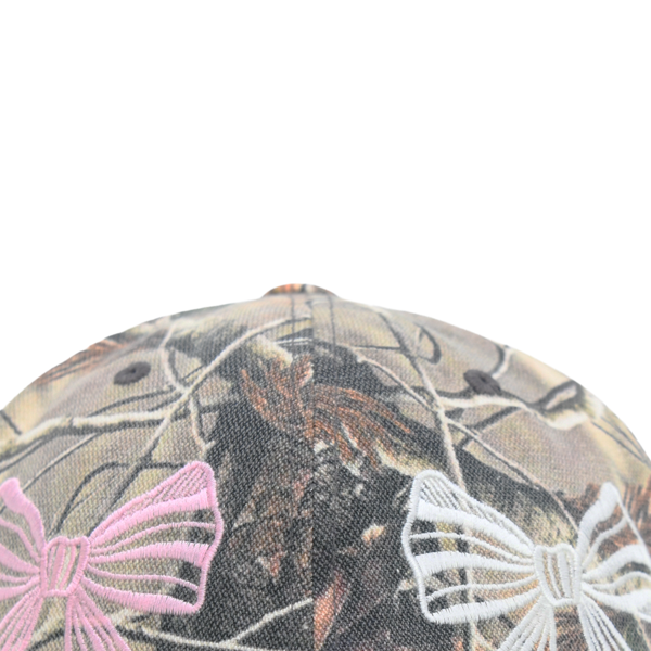 【THE MUSEUM VISITOR】RIBBON EMBROIDERY CAP (REALTREE CAMO) RIBBON EMBROIDERY CAP (REALTREE CAMO) : THE MUSEUM VISITOR