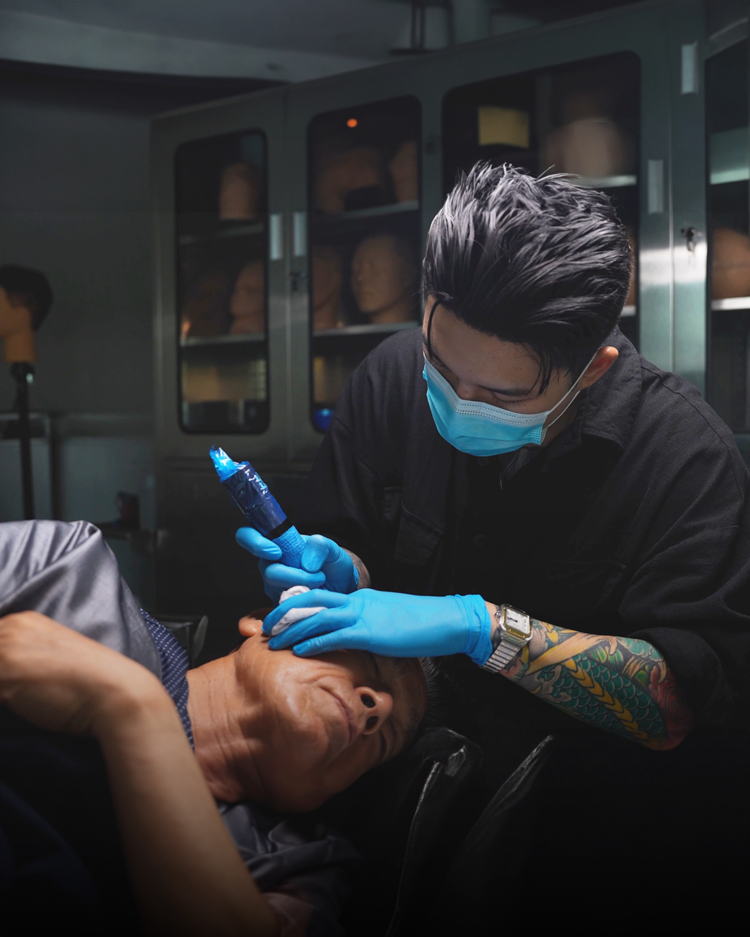  <span style="font-size: 36px;"><strong>BACKHO</strong></span><br><br> Baekho, the founder of CHULDU SMP, is a globally minded SMP artist with a deep passion for scalp aesthetics and personalized design. Having refined his skills through years of dedicated clinical practice, he has become a leading figure in Korea’s SMP scene, recognized for his precision, artistry, and sincere client care.<br><br> He brings a unique approach that blends aesthetic sensitivity with technical expertise, offering natural-looking, customized SMP results that restore not only appearance but also confidence.<br><br> With hands-on experience gained both domestically and abroad, Baekho is not only a practitioner but a visionary, committed to making Korean SMP techniques known worldwide. He frequently engages with international clients and keeps the studio aligned with global standards of hygiene, technology, and artistic trends.<br><br> Fluent in the language of design and understanding diverse hairlines and skin types, Baekho’s work is respected by both local and international clientele—positioning CHULDU SMP as a trusted destination for world-class results.