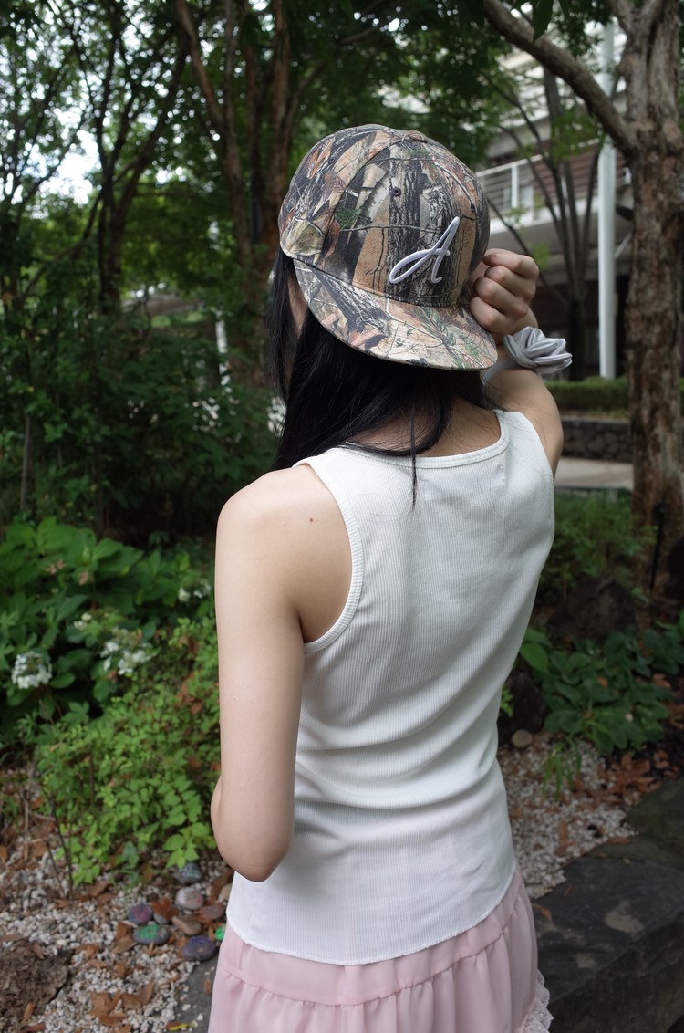 【THE MUSEUM VISITOR】RIBBON EMBROIDERY CAP (REALTREE CAMO) RIBBON EMBROIDERY CAP (REALTREE CAMO) : THE MUSEUM VISITOR