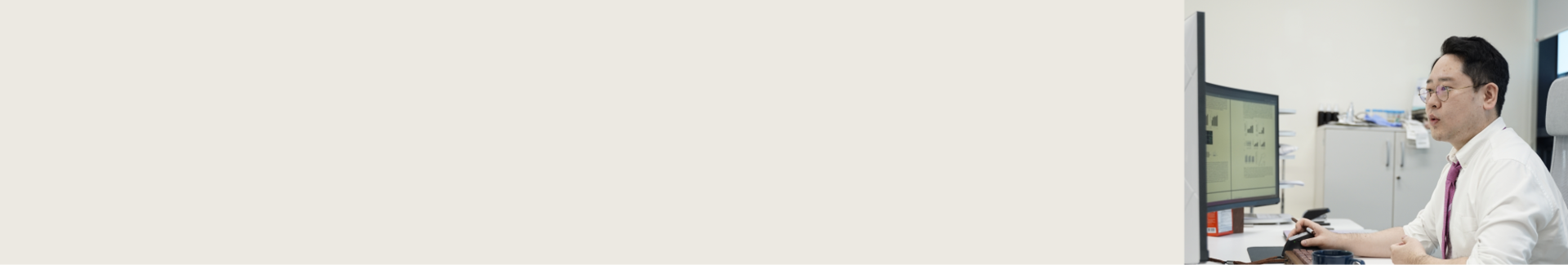 <p style="padding-left: 38px; color: #050505; text-align: left; font-size: 24px; font-style: normal; font-weight: 800; line-height: 130%; letter-spacing: -0%;">줄기세포 신생아 뇌질환 치료연구</p>  <p style="padding-top: 2px; padding-left: 38px; color: #5C5C5C; text-align: left; font-size: 18px; font-style: normal; font-weight: 500; line-height: 150%; letter-spacing: -0%; margin-bottom: 3px; padding-top: 6px;">신경 세포로 변할 수 있는 세포를 활용해 신생아 뇌 손상의 회복을 돕고, 신경 세포 생존과 성장을<br> 촉진하는 연구를 소개합니다. 이 연구는 뇌 기능 회복에 중요한 기여를 할 수 있는 가능성을 제시하고 있습니다.</p>