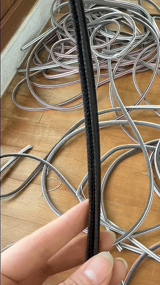 창문바람막이 제품이 정말 깔끔합니다. 창틈인테리어에 효과적입니다. | 외풍차단, 소음차단, 창문바람막이, 우풍차단, 외풍차단시공, 창문바람막이 시공, 창문벌레 차단, 창틀바람막이