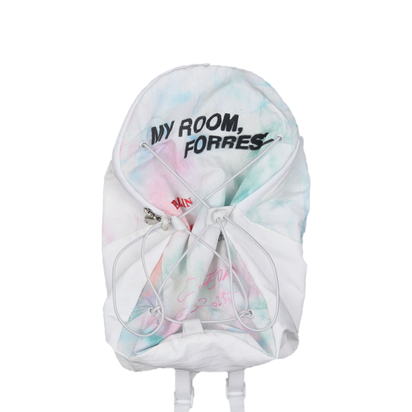 SPRAY PRINTED BACKPACK : THE MUSEUM VISITOR