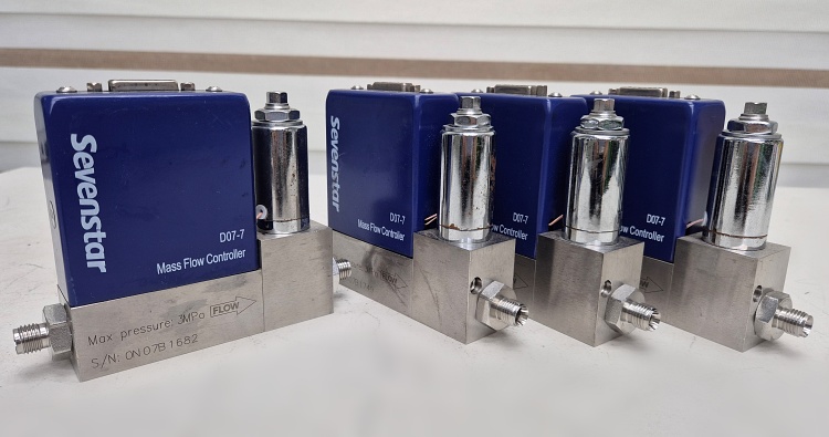 Sevenstar D07-7 Mass Flow Controller : 엠아이티솔루션