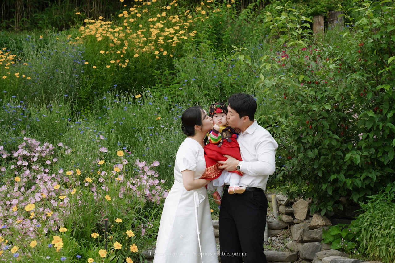 <p style="text-align:left; font-size:16px; margin-top:26px;">Dayeonjae 다연재<br><span style="color:#666;">Full venue rental 단독 대관</span></p>