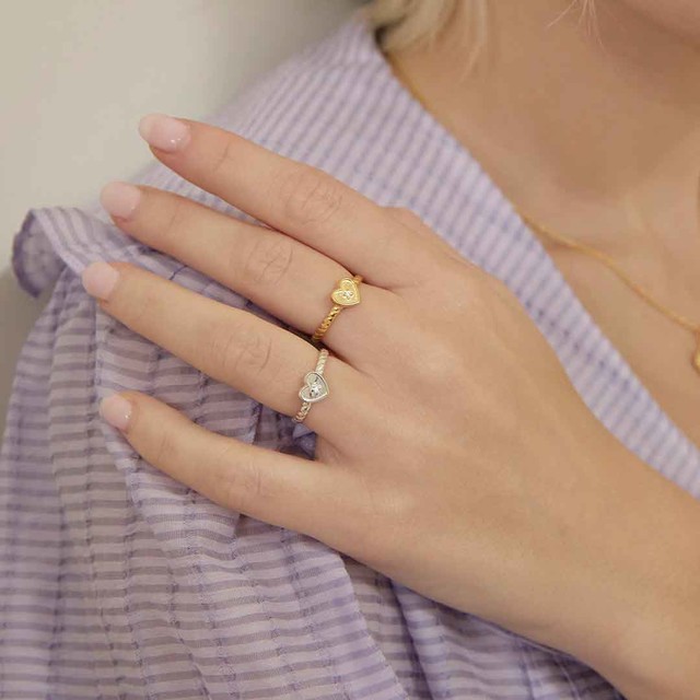 mini heart ring
