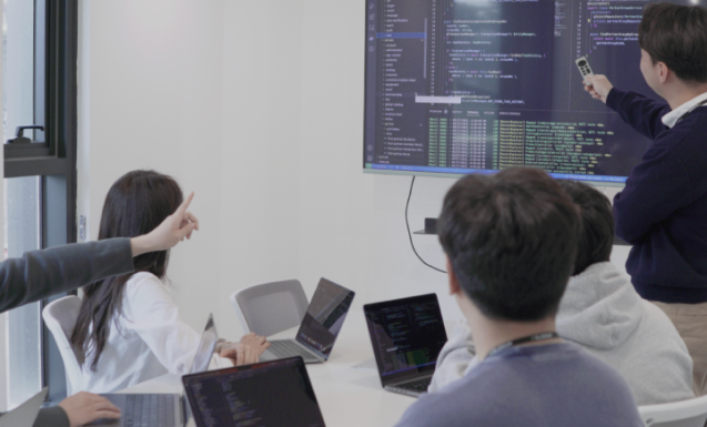 M&A,모멘스