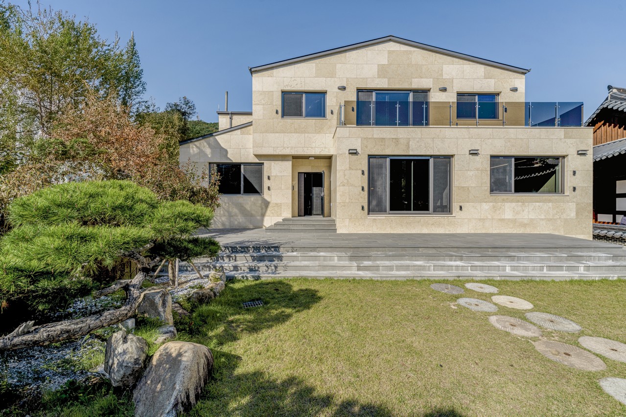 用碩 house in SINAN-Village