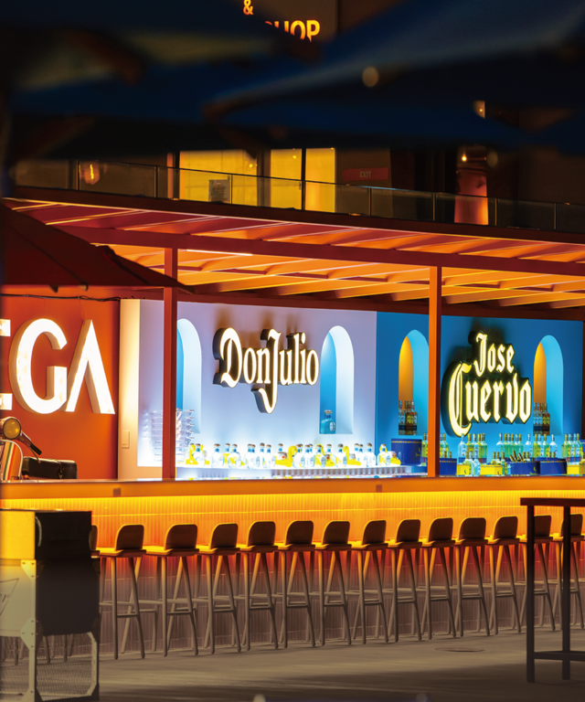 BAR & BEVERAGE