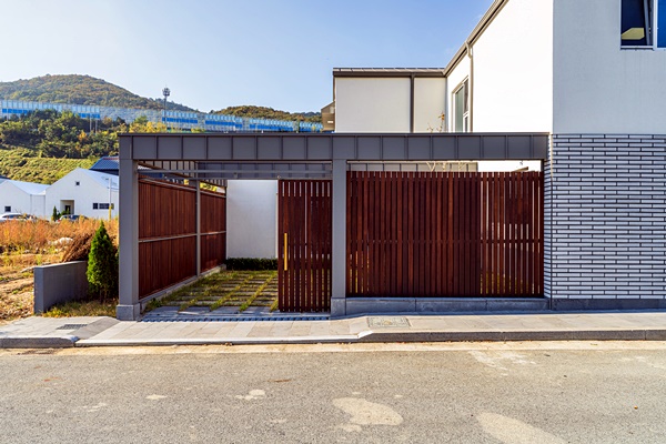 Zen house in YULHA